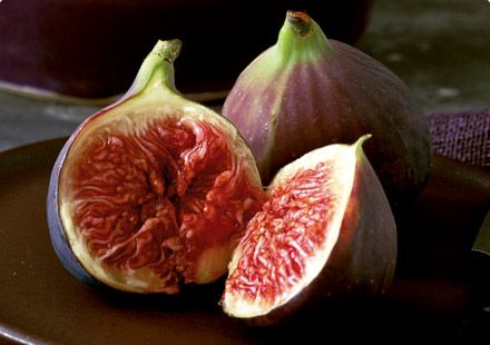 Ripe figs have many uses.